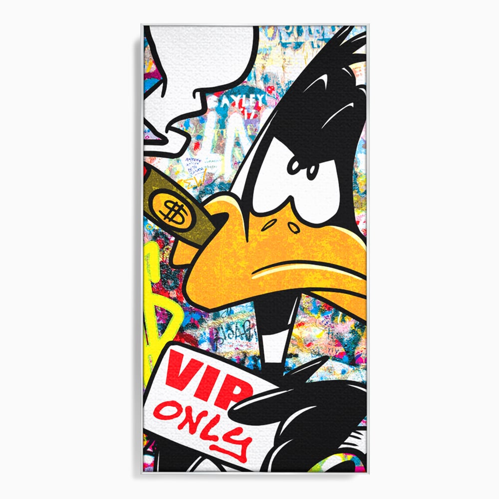 Tablou canvas cu tablou canvas cu daffy duck si dolari, in rama de aluminiu argintiu
