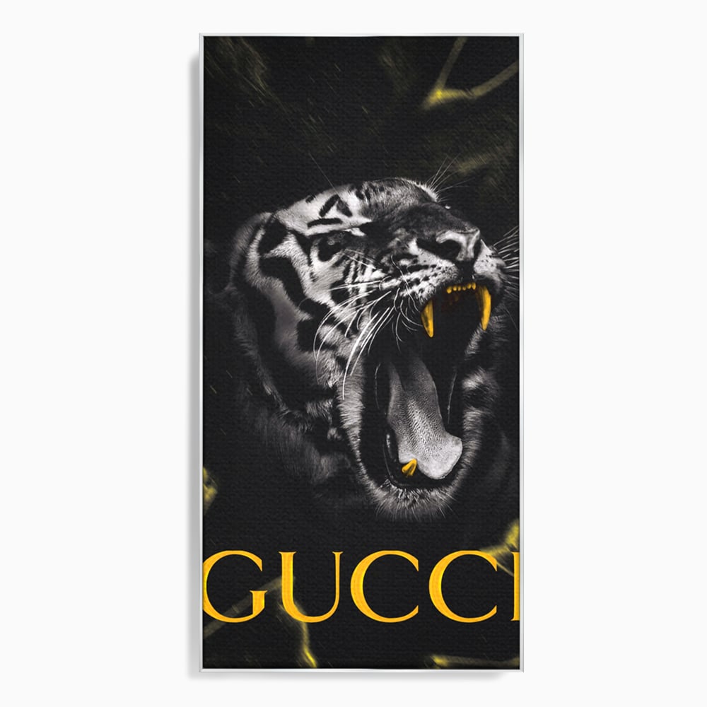 Tablou canvas cu tablou vertical cu tigru si text, in rama de aluminiu argintiu