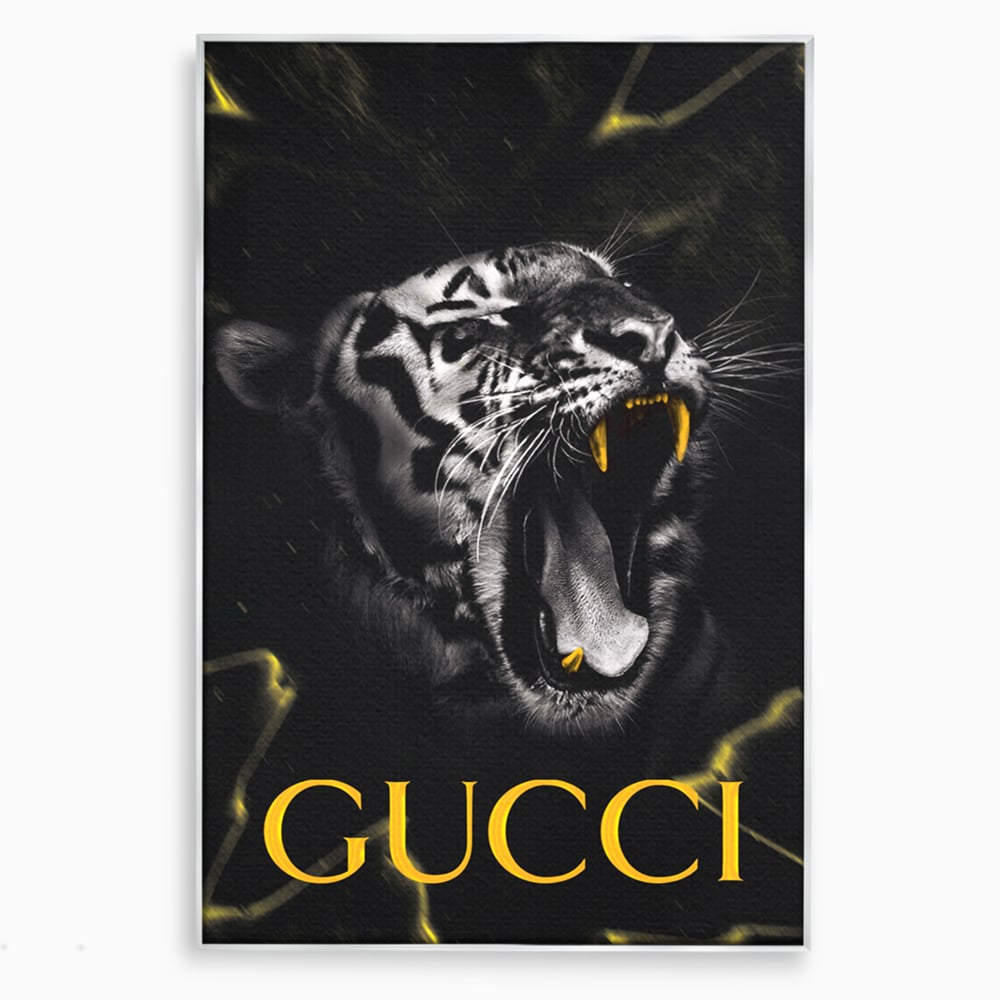 Tablou canvas cu tablou vertical cu tigru si text, in rama de aluminiu argintiu