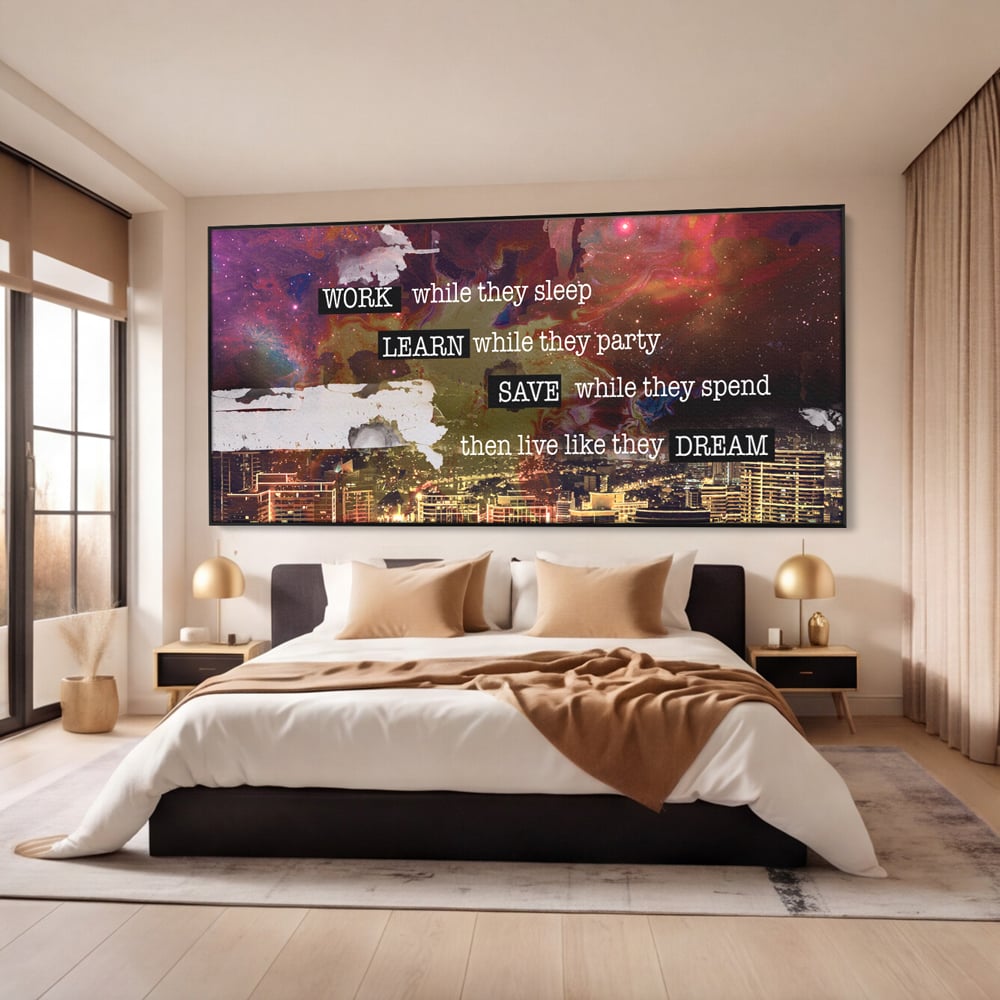 Tablou canvas cu tablou motivational cu oras si cer cosmic, in rama de aluminiu negru, pe perete intr-un dormitor