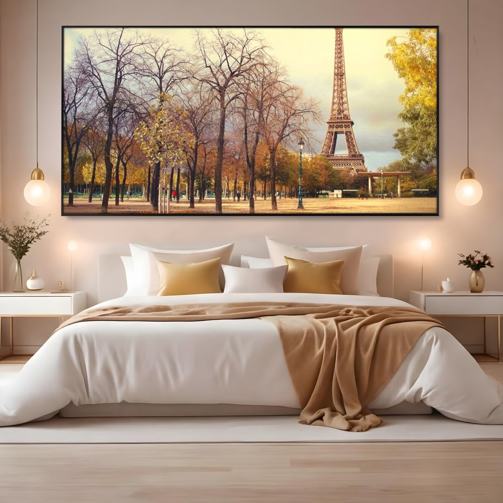 Tablou canvas cu tablou canvas cu turnul eiffel toamna, in rama de aluminiu negru, pe perete intr-un dormitor