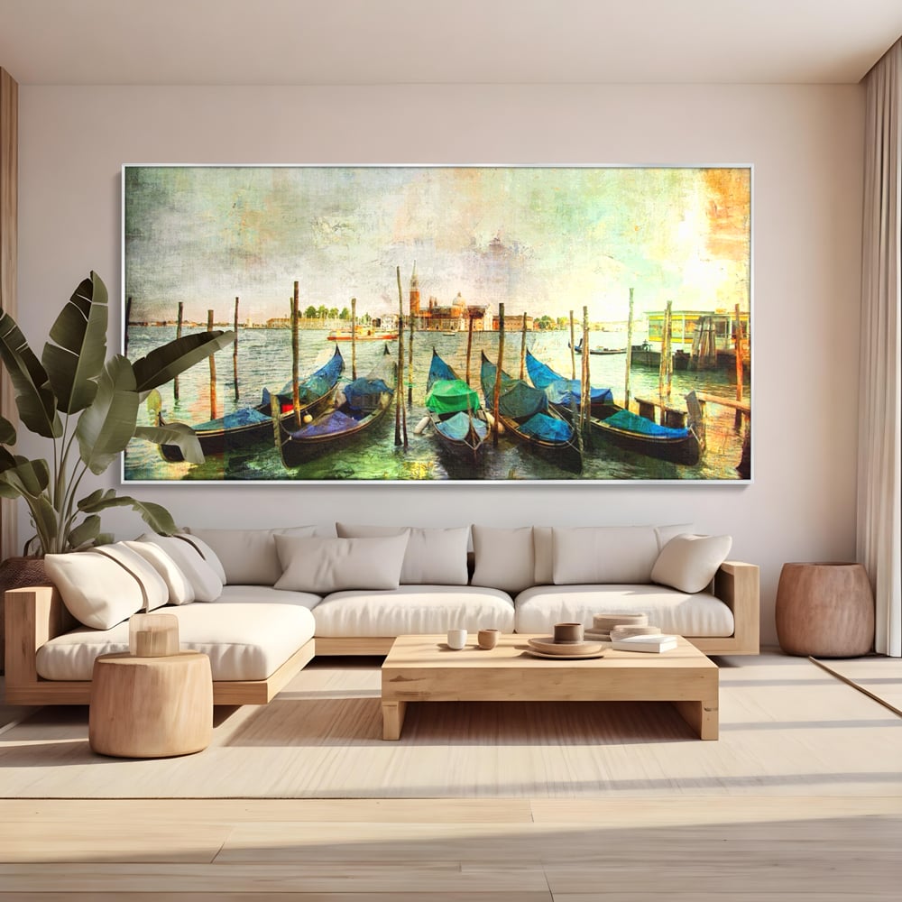 Tablou canvas cu pictura orizontala cu gondole in venetia, in rama de aluminiu argintiu, pe perete intr-un living