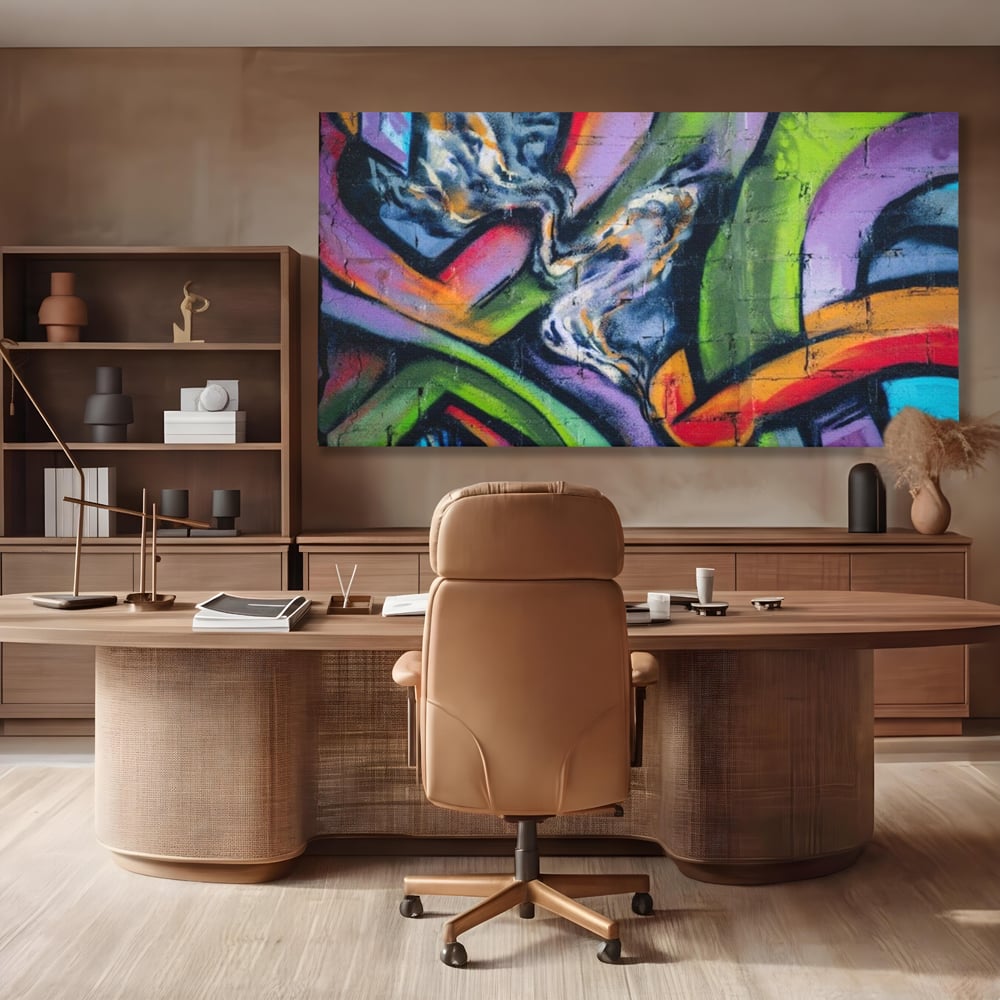 Tablou canvas cu tablou canvas cu graffiti abstract colorat, fara rama, pe sasiu de lemn, pe perete intr-un birou