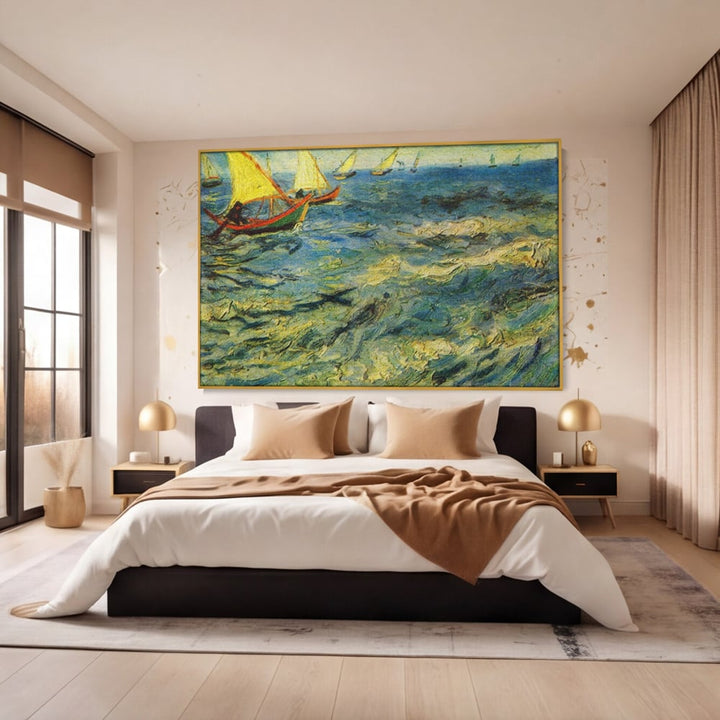Tablou canvas cu reproducere pictura marina cu barci van gogh, in rama de aluminiu auriu, pe perete intr-un dormitor