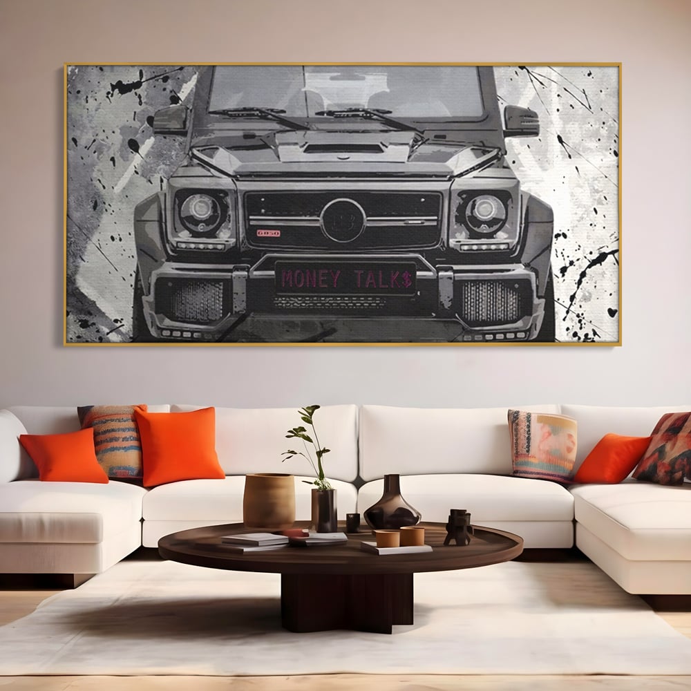 Tablou canvas cu tablou canvas cu masina mercedes neagra, in rama de aluminiu auriu, pe perete intr-un living