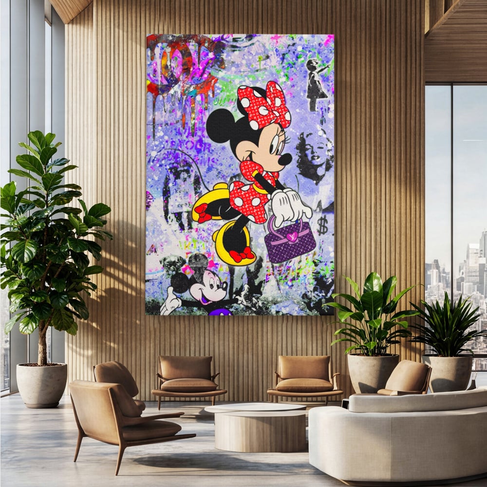 Tablou canvas cu tablou canvas cu minnie mouse stil pop art, fara rama, pe sasiu de lemn, pe perete intr-un birou