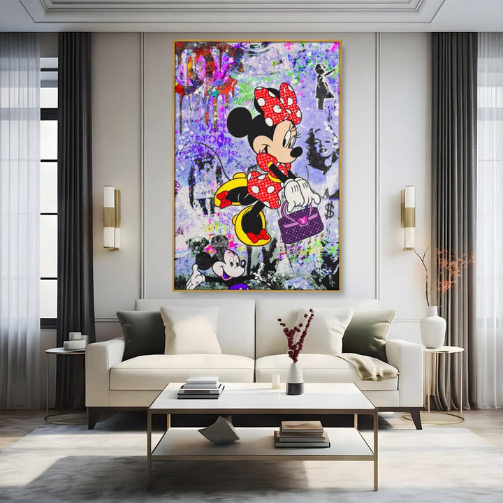 Tablou canvas cu tablou canvas cu minnie mouse stil pop art, in rama de aluminiu auriu, pe perete intr-un living