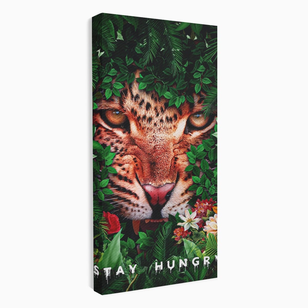 Tablou canvas cu ilustratie digitala portret tigru in jungla, fara rama, pe sasiu de lemn
