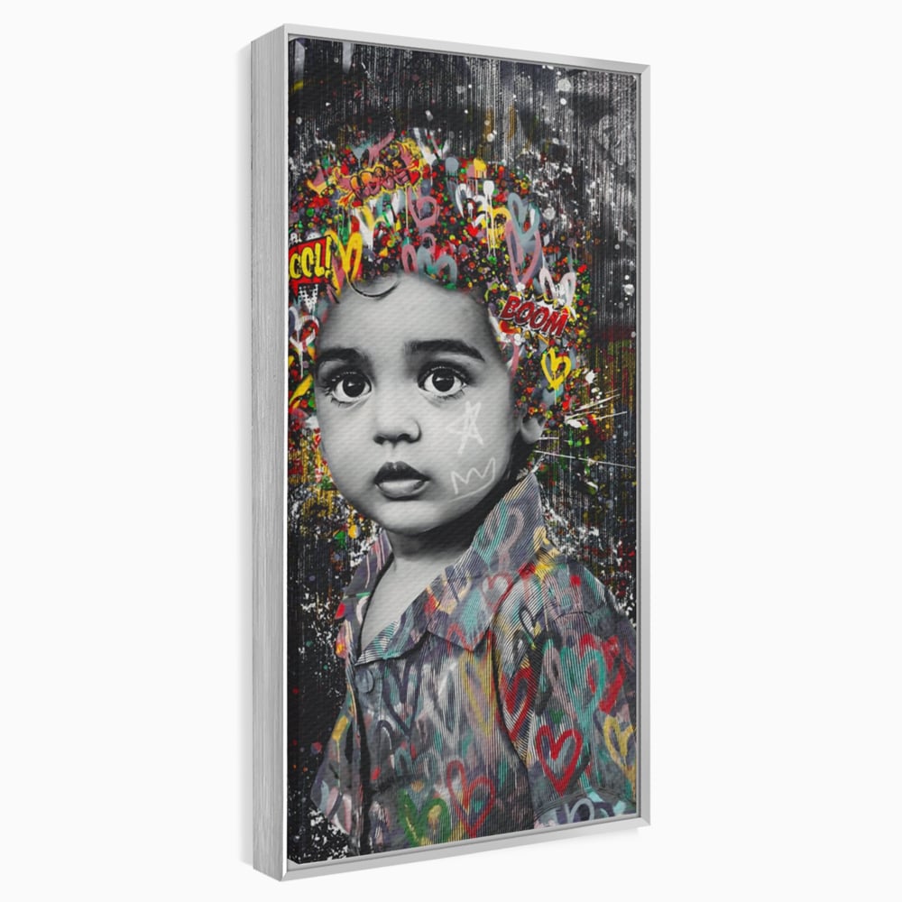 Tablou canvas cu tablou canvas cu portretul unui copil si graffiti, in rama de aluminiu argintiu