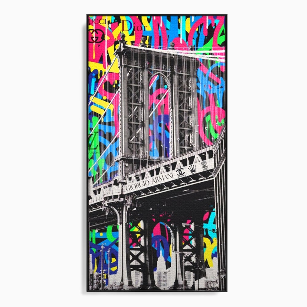 Tablou canvas cu tablou canvas cu pod si graffiti, in rama de aluminiu negru