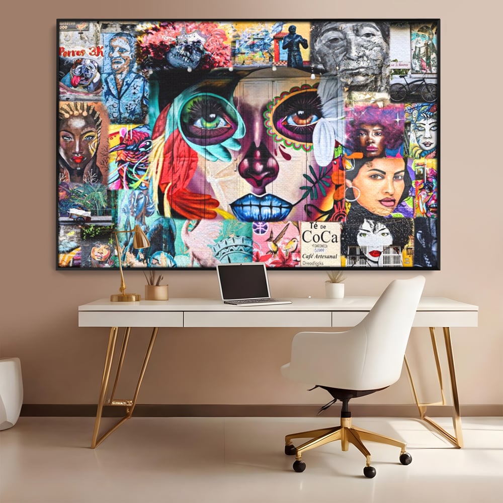 Tablou canvas cu tablou canvas cu colaj grafitti urban, in rama de aluminiu negru, pe perete intr-un birou