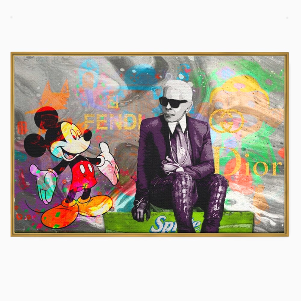 Tablou canvas cu tablou canvas cu mickey mouse si karl lagerfeld, in rama de aluminiu auriu