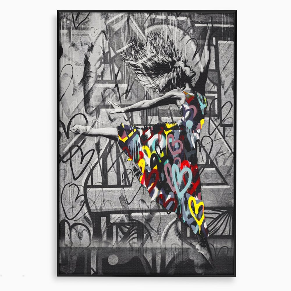 Tablou canvas cu tablou canvas cu dansatoare si graffiti, in rama de aluminiu negru