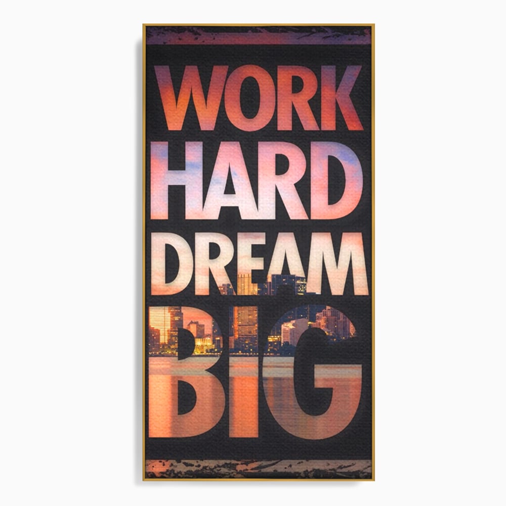 Tablou canvas cu tablou motivational cu peisaj urban nocturn, in rama de aluminiu auriu