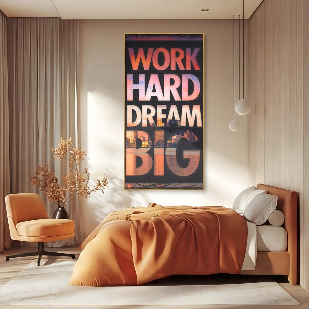 Tablou canvas cu tablou motivational cu peisaj urban nocturn, in rama de aluminiu auriu, pe perete intr-un dormitor