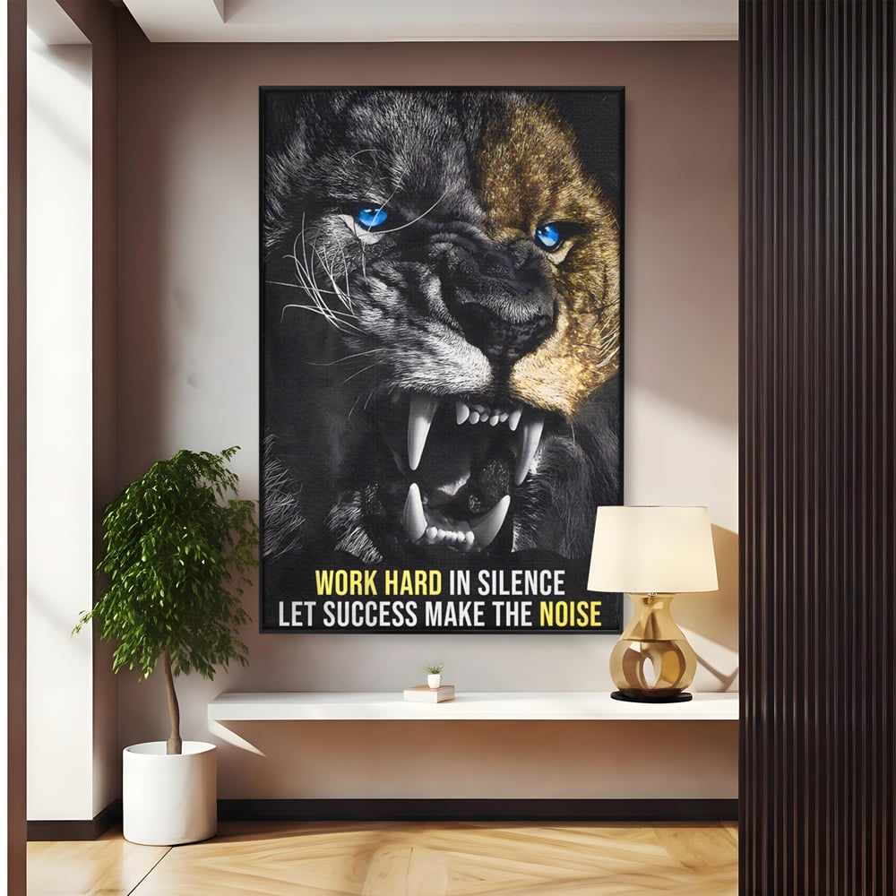 Tablou canvas cu tablou canvas cu leu fioros, in rama de aluminiu negru