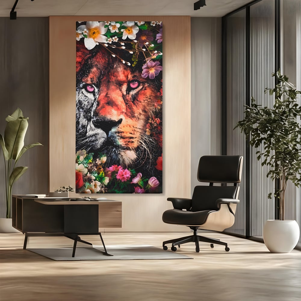 Tablou canvas cu tablou canvas cu cap de leu, fara rama, pe sasiu de lemn, pe perete intr-un birou