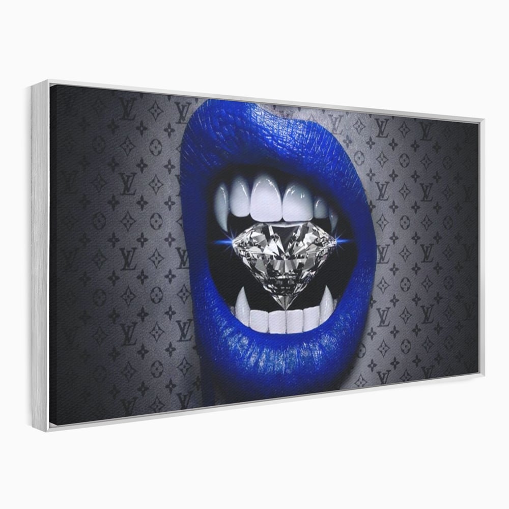 Tablou canvas cu buze albastre cu diamant, in rama de aluminiu argintiu