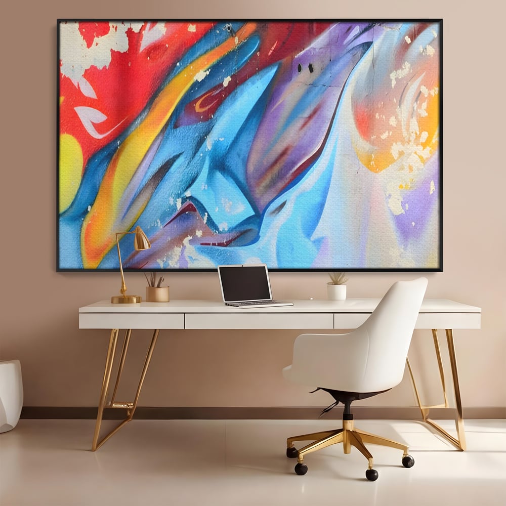 Tablou canvas cu pictura abstracta cu forme dinamice, in rama de aluminiu negru, pe perete intr-un birou
