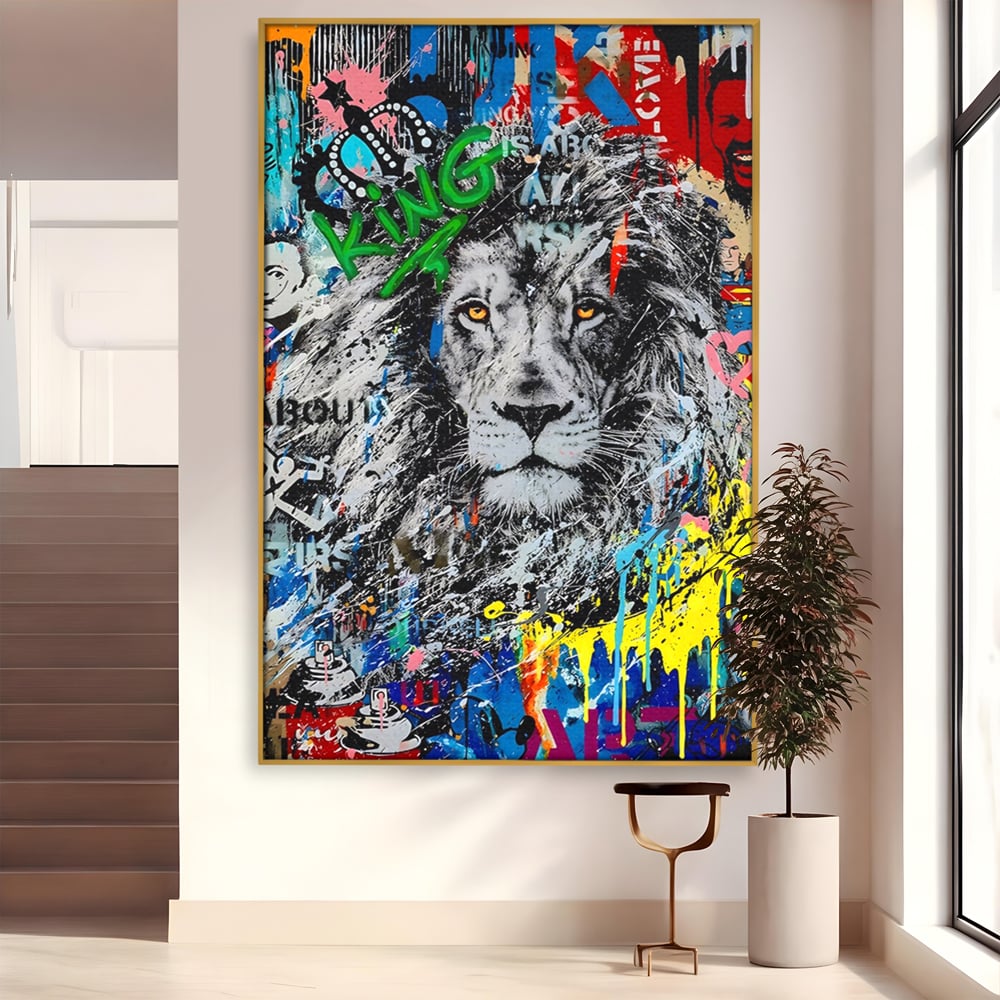 Tablou canvas cu tablou canvas cu leu stil graffiti, in rama de aluminiu auriu