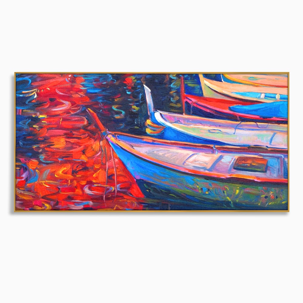 Tablou canvas cu pictura cu barci in port la apus, in rama de aluminiu auriu