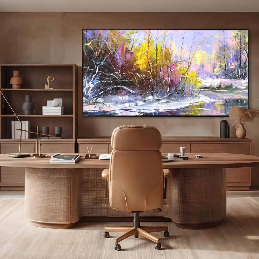 Tablou canvas cu tablou pictat peisaj de iarna, in rama de aluminiu negru, pe perete intr-un birou