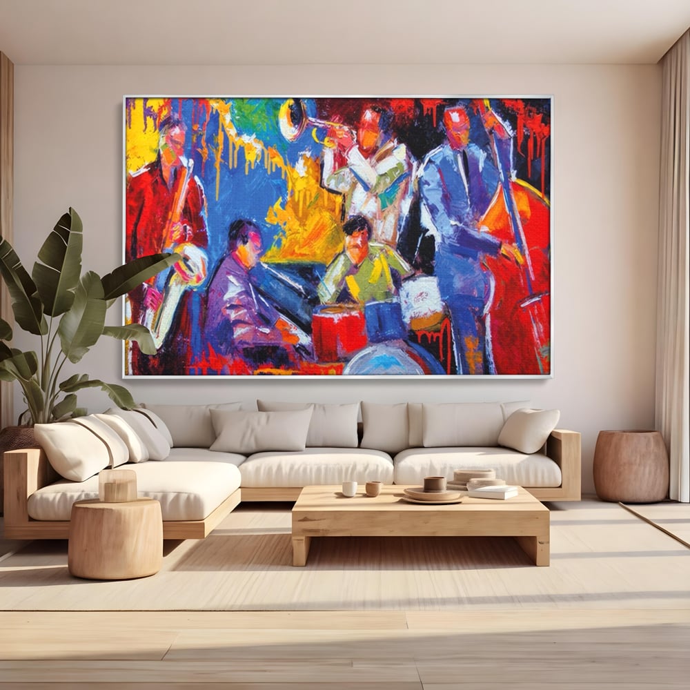 Tablou canvas cu pictura abstracta cu formatie de jazz, in rama de aluminiu argintiu, pe perete intr-un living