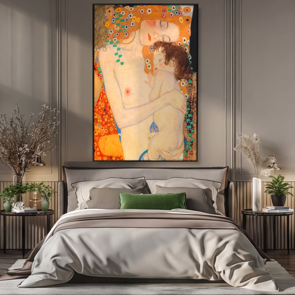 Tablou canvas cu reproducere pictura mama si copil, in rama de aluminiu negru, pe perete intr-un dormitor