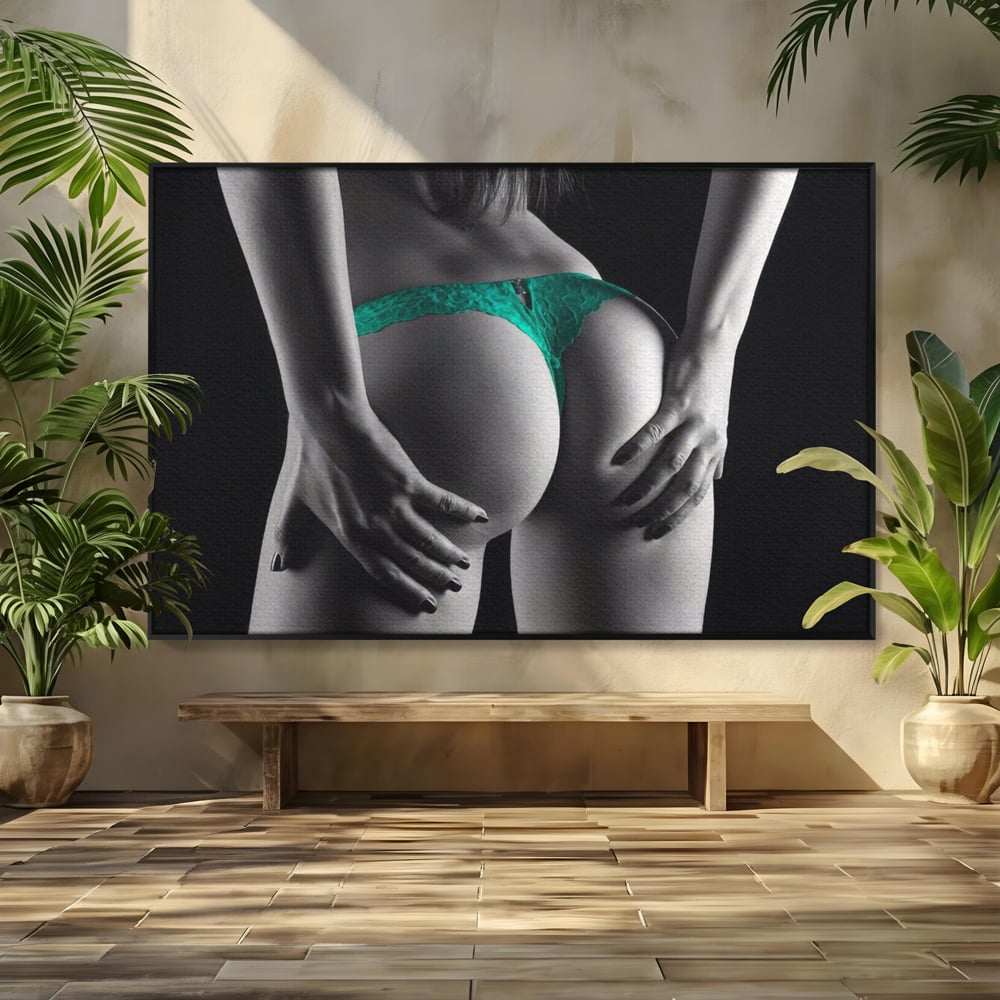 Tablou canvas cu tablou canvas cu silueta senzuala, in rama de aluminiu negru