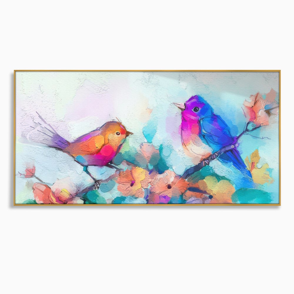 Tablou canvas cu pictura digitala cu doua pasari colorate, in rama de aluminiu auriu