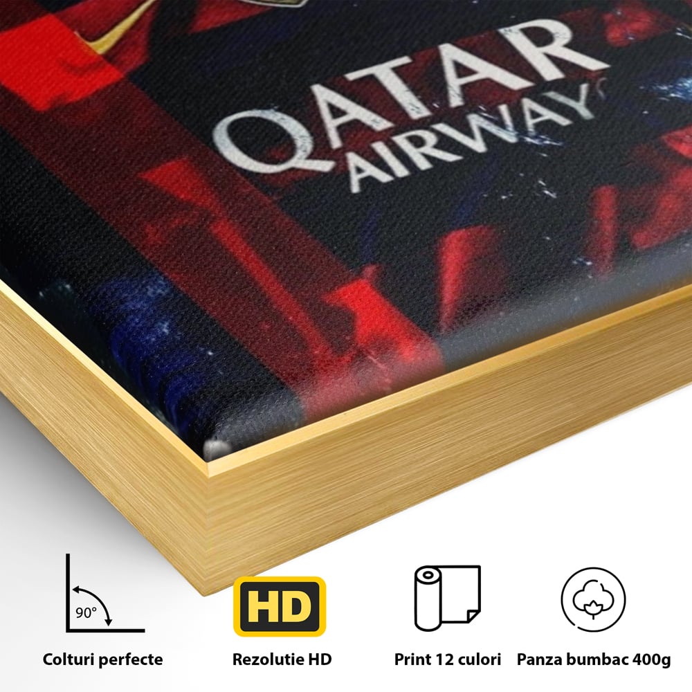 Detaliu al suprafetei: tablou canvas cu fotbalistul messi, in rama de aluminiu auriu