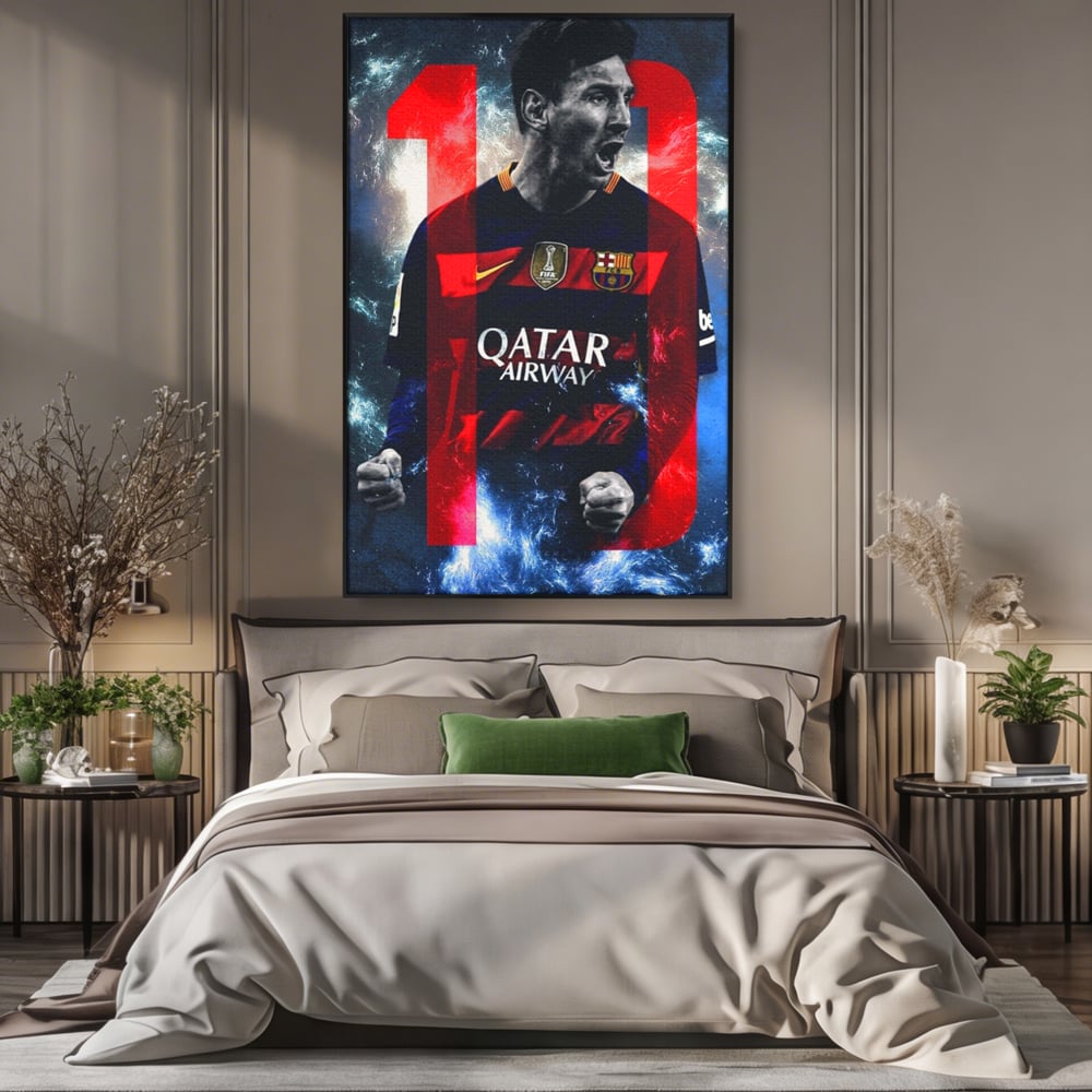 Tablou canvas cu tablou canvas cu fotbalistul messi, in rama de aluminiu negru, pe perete intr-un dormitor