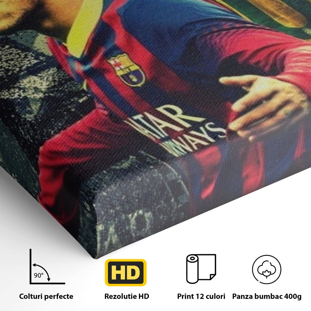 Detaliu al suprafetei: tablou canvas cu fotbalistul neymar, fara rama, pe sasiu de lemn