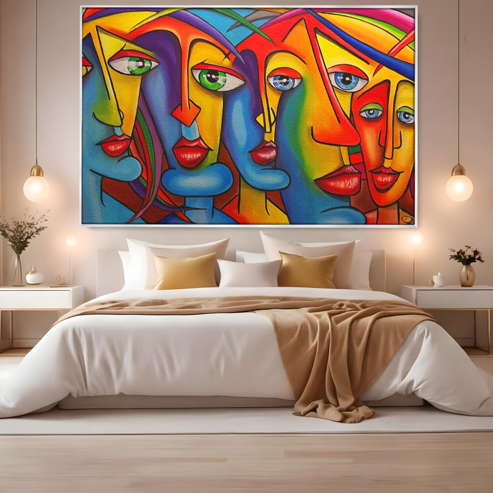 Tablou canvas cu tablou canvas cu fete abstracte colorate, in rama de aluminiu argintiu, pe perete intr-un dormitor