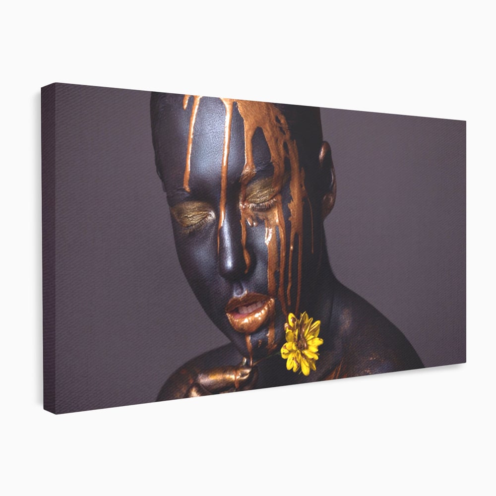 Tablou canvas cu tablou canvas cu femeie si vopsea aurie, fara rama, pe sasiu de lemn