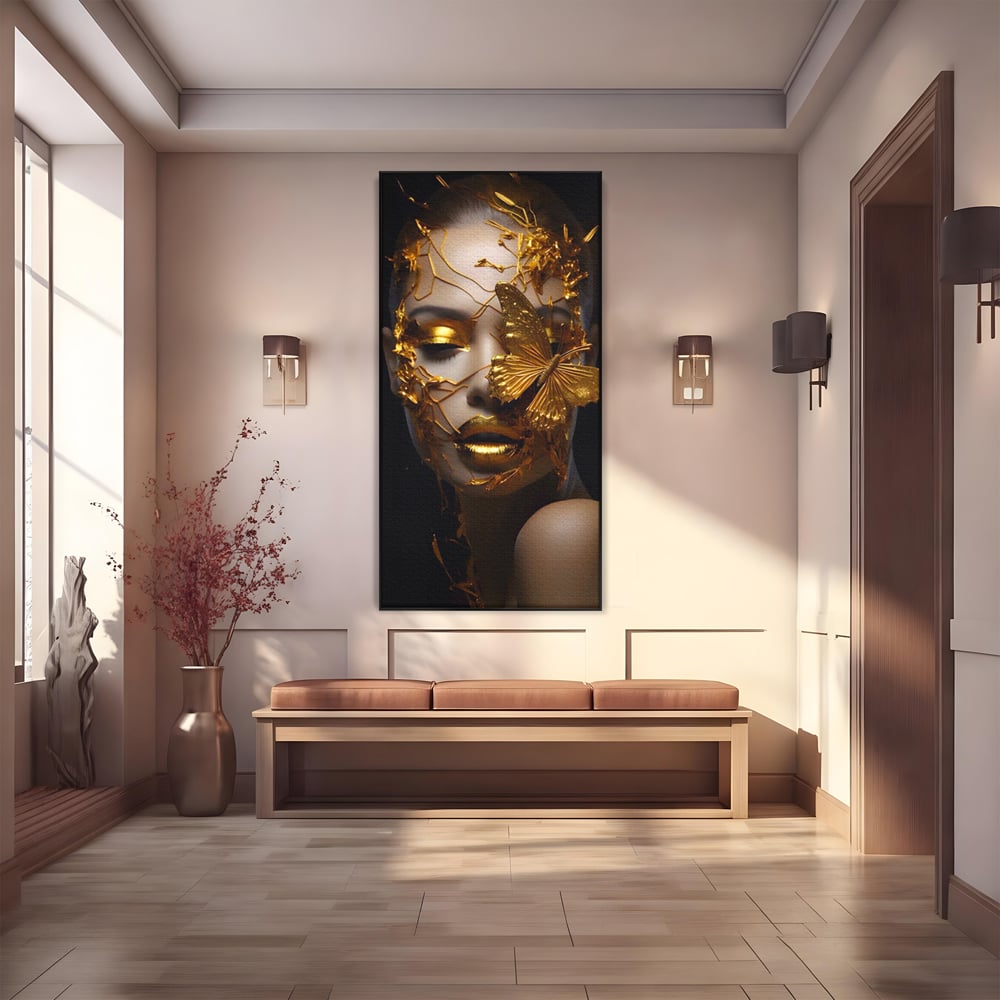 Tablou canvas cu portret feminin cu fluture auriu, in rama de aluminiu negru