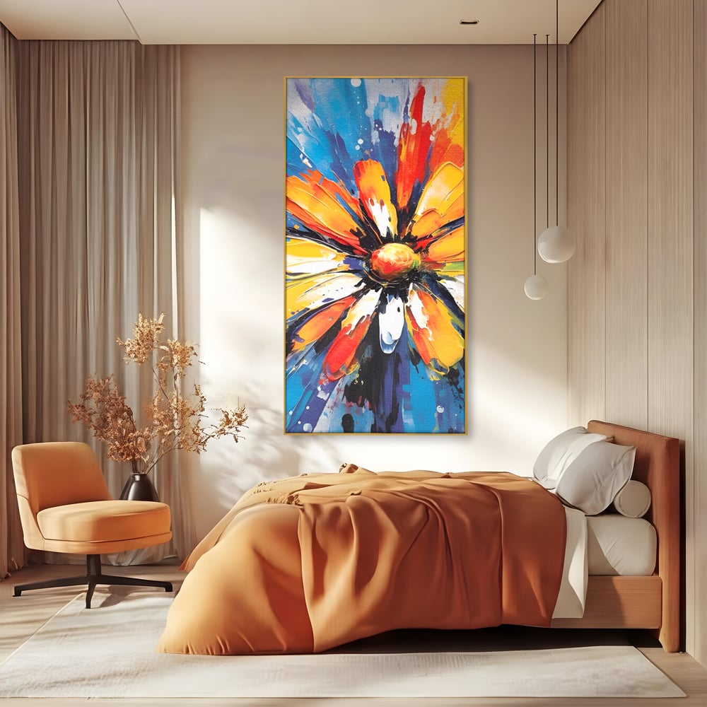 Tablou canvas cu pictura abstracta cu floare colorata, in rama de aluminiu auriu, pe perete intr-un dormitor