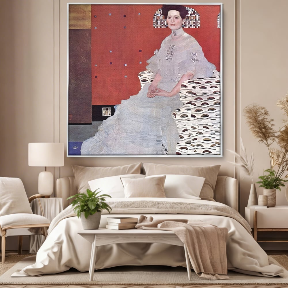 Tablou canvas cu reproducere pictura fritza riedler de klimt, in rama de aluminiu argintiu, pe perete intr-un dormitor