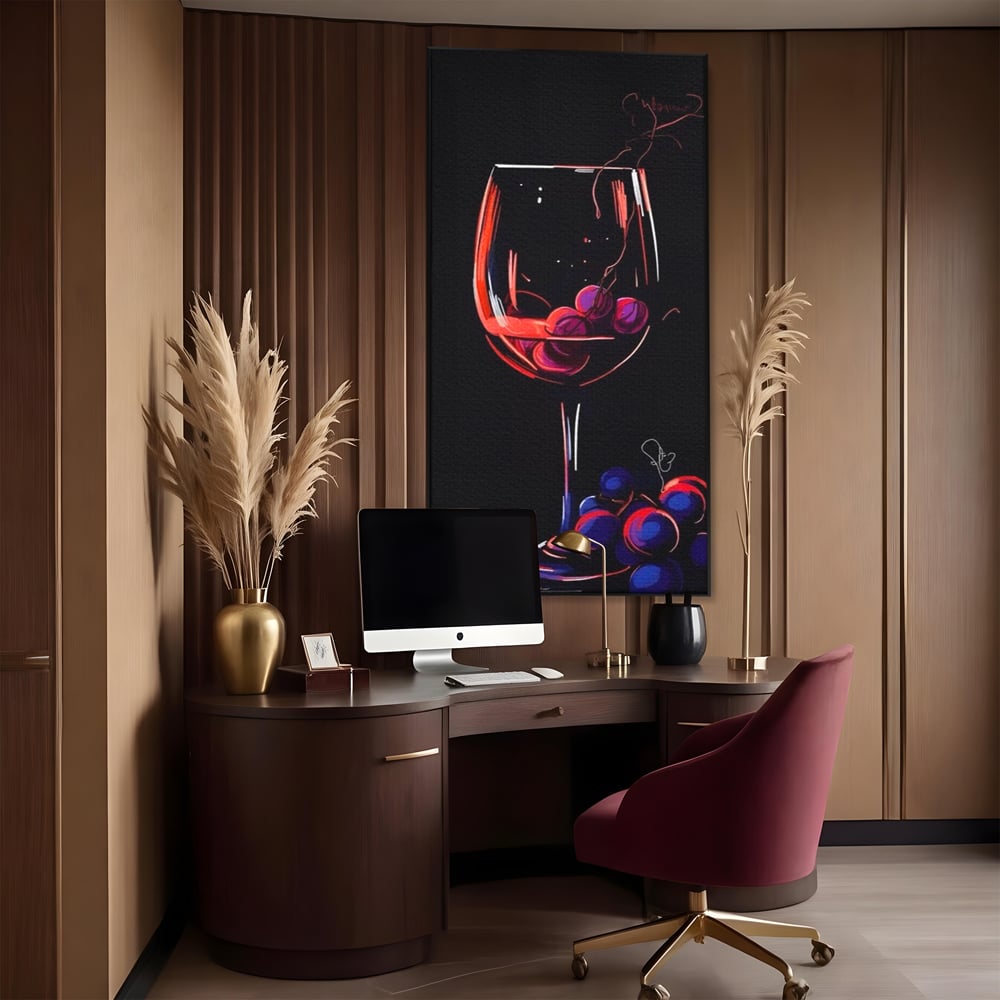 Tablou canvas cu tablou canvas cu pahar de vin si struguri, in rama de aluminiu negru, pe perete intr-un birou