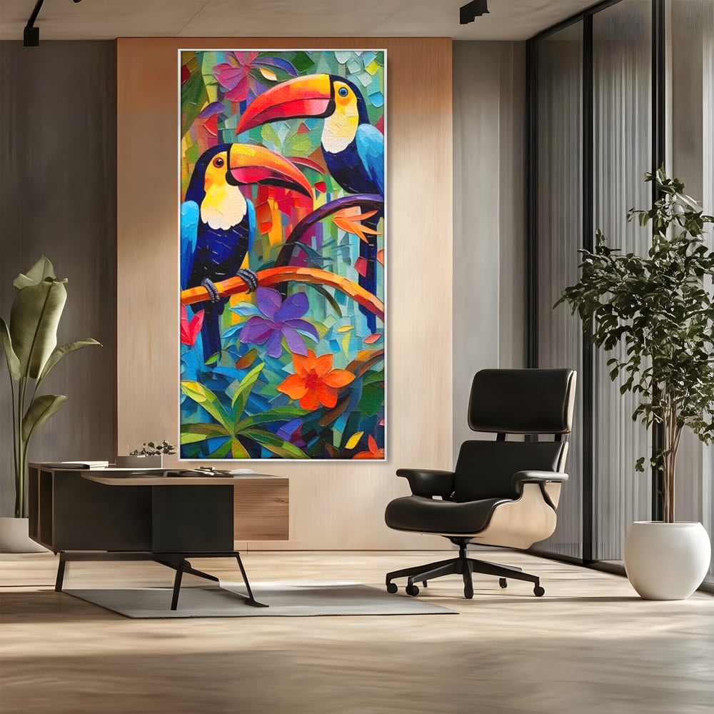 Tablou canvas cu tablou canvas cu tucani colorati, in rama de aluminiu argintiu, pe perete intr-un birou