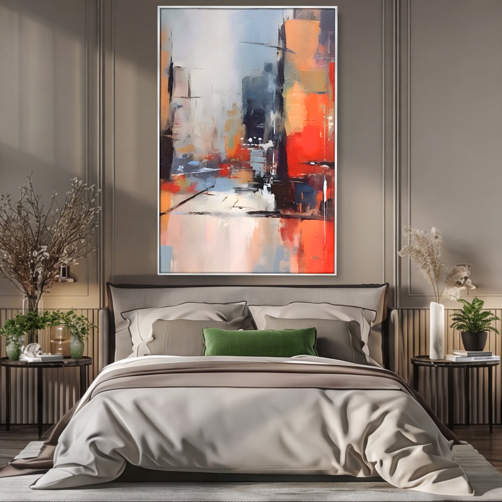 Tablou canvas cu pictura abstracta cu oras si cladiri, in rama de aluminiu argintiu, pe perete intr-un dormitor