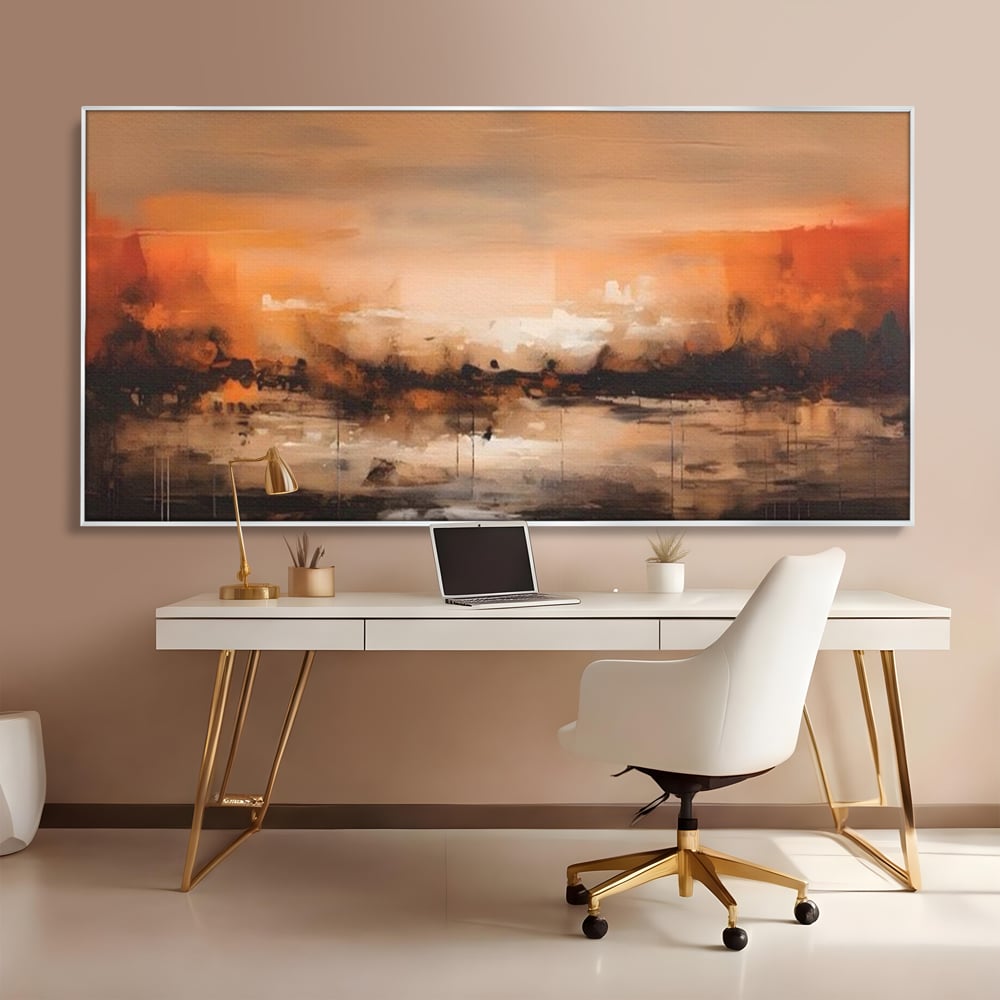 Tablou canvas cu peisaj abstract orizontal in nuante de aramiu, in rama de aluminiu argintiu, pe perete intr-un birou