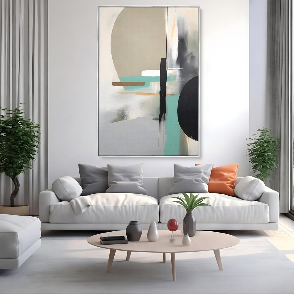 Tablou canvas cu tablou canvas cu forme abstracte, in rama de aluminiu argintiu, pe perete intr-un living