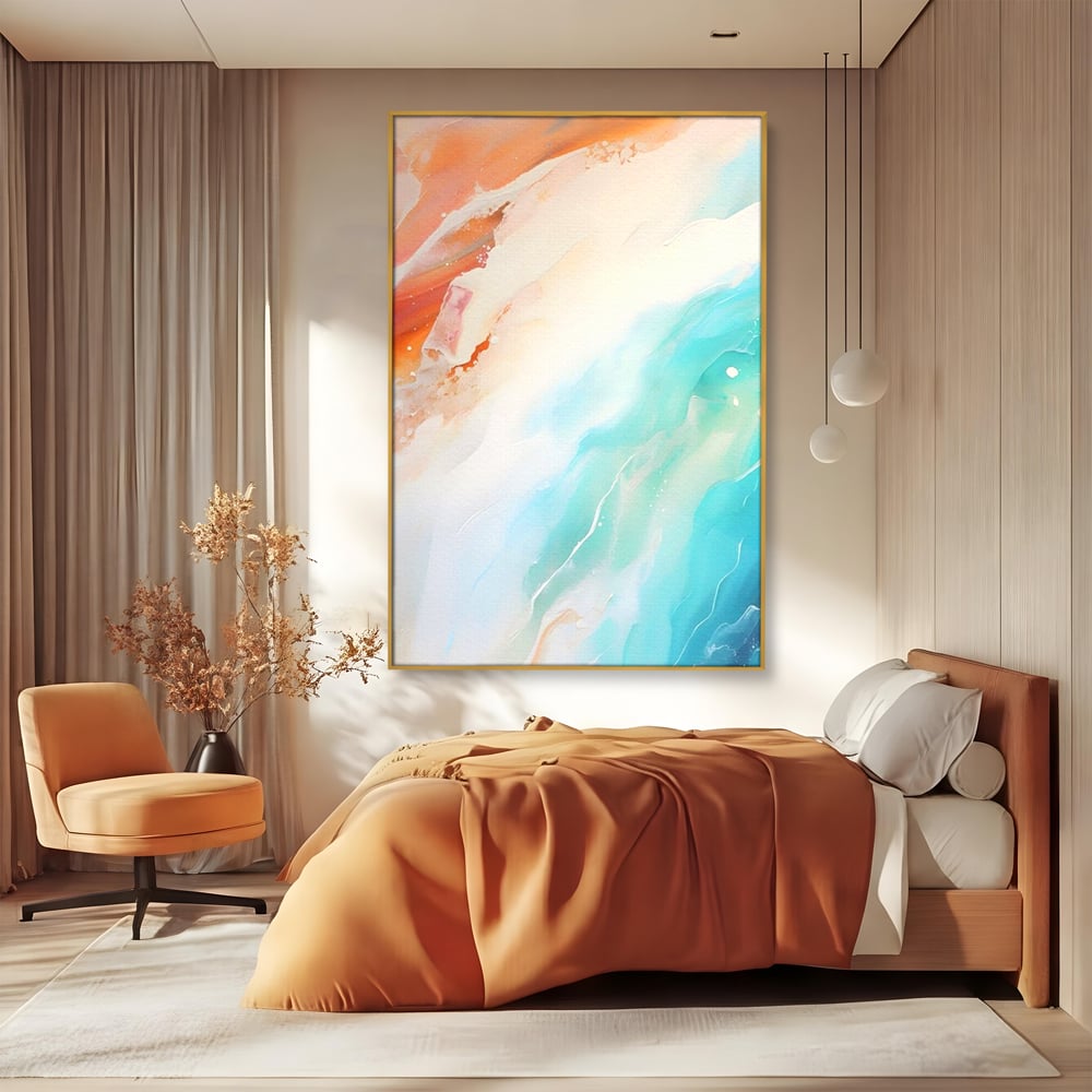 Tablou canvas cu pictura abstracta cu valuri turcoaz, in rama de aluminiu auriu, pe perete intr-un dormitor