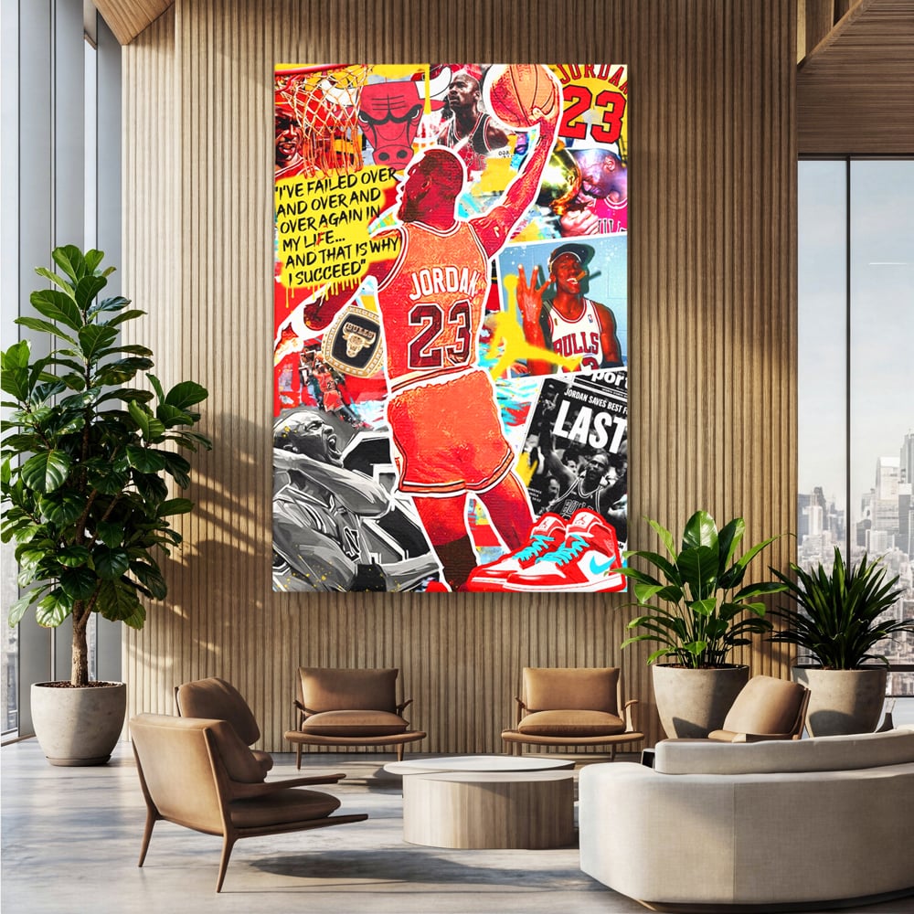 Tablou canvas cu tablou canvas cu michael jordan in actiune, fara rama, pe sasiu de lemn, pe perete intr-un birou