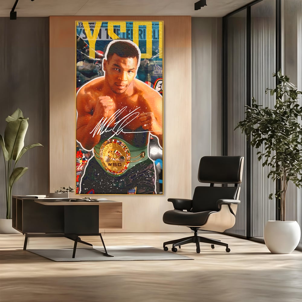 Tablou canvas cu tablou canvas cu boxerul mike tyson, in rama de aluminiu auriu, pe perete intr-un birou