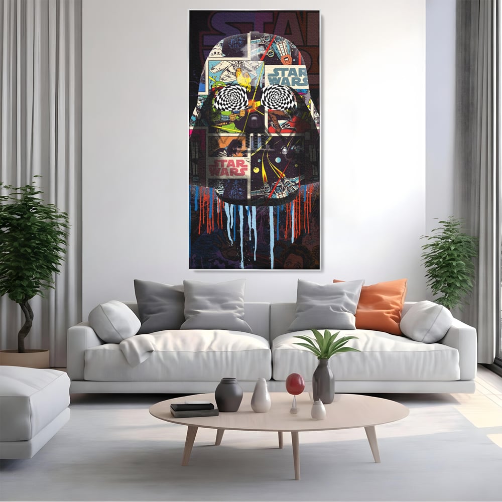 Tablou canvas cu tablou canvas cu darth vader din star wars, in rama de aluminiu argintiu, pe perete intr-un living