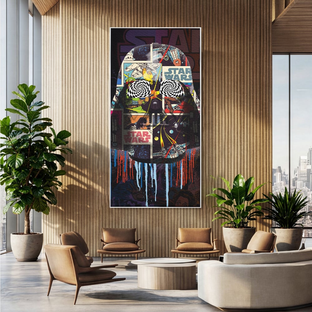 Tablou canvas cu tablou canvas cu darth vader din star wars, in rama de aluminiu argintiu, pe perete intr-un birou