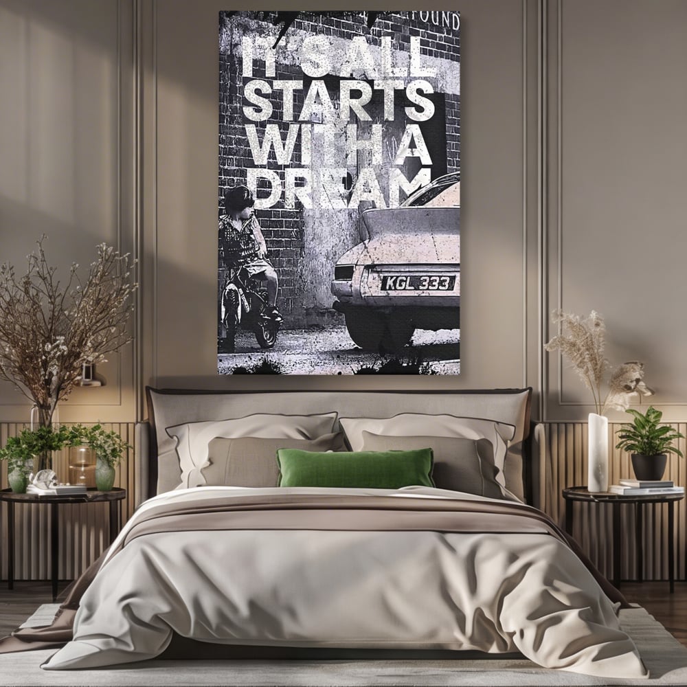 Tablou canvas cu tablou motivational alb-negru cu text si masina, fara rama, pe sasiu de lemn, pe perete intr-un dormitor