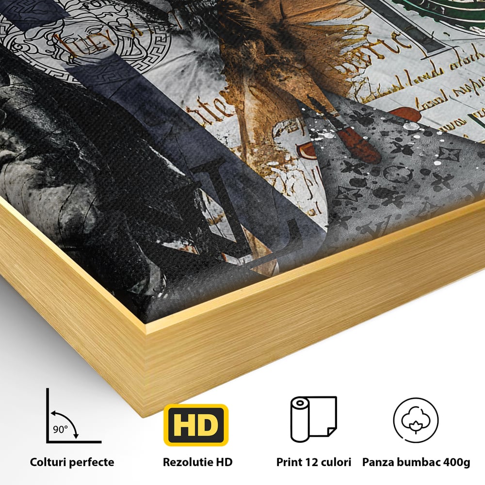 Detaliu al suprafetei: tablou canvas cu fluture din bani, in rama de aluminiu auriu